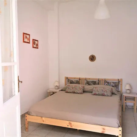 La Casetta Per Vacanze * 圣巴特罗摩艾美尔